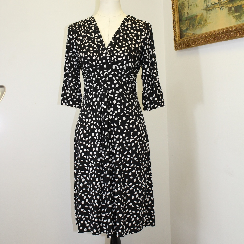 Ann Taylor Loft Black and White Dress Size 10